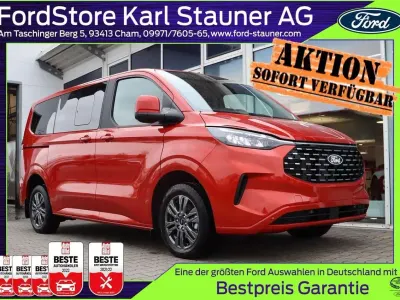 Neu Ford Tourneo Titanium 170 PS (125 kW) 2025 Artisanred metallic Van / Kleinbus