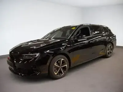 Gebraucht Opel Astra 131 PS (96 kW) 2025 Schwarz Kleinwagen