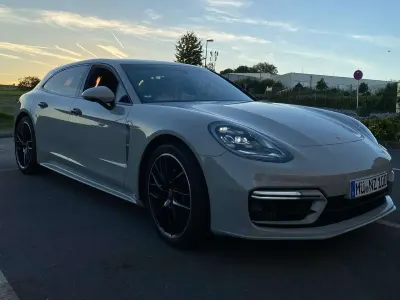 Gebraucht Porsche Panamera 4 Platinum Edition 330 PS (242 kW) 2023 Grau Kleinwagen