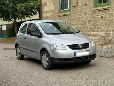 Gebraucht VW Fox 54 PS (39 kW) 2007 Silber Kleinwagen