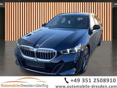 Gebraucht BMW 520 M Sport 190 PS (139 kW) 2025 Schwarz carbon schwarz (metallic) Kombi