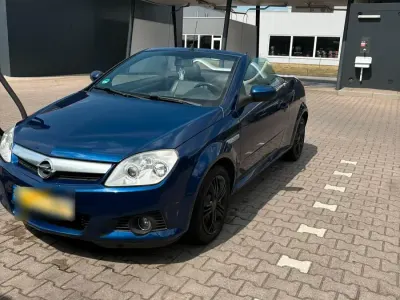 Gebraucht Opel Tigra 90 PS (66 kW) 2005 Blau Cabrio