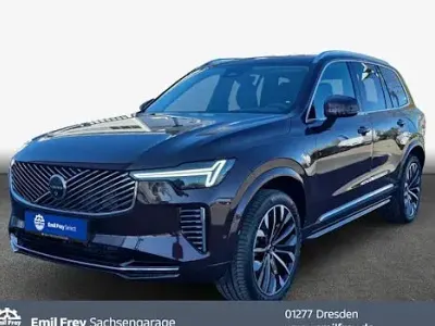 Gebraucht Volvo XC90 Plus 250 PS (183 kW) 2025 Mulberry red metallic SUV