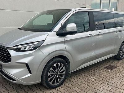 Neu Ford Tourneo Titanium X 170 PS (125 kW) 2026 Silber Van / Kleinbus