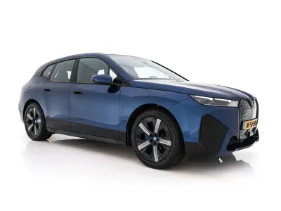 Gebraucht BMW iX Executive 239 kW (326 PS) 2021 Blau SUV