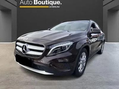Usata Mercedes GLA250 Style 211 CV (155 kW) 2014 Marrone SUV