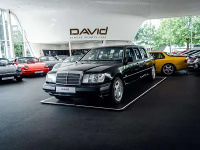 Gebraucht Mercedes E280 193 PS (141 kW) 1993 Schwarz Limousine