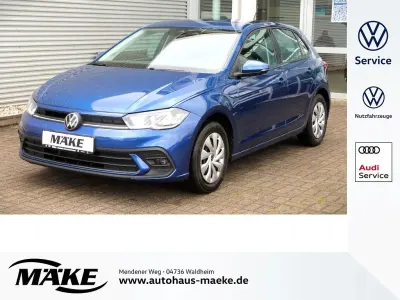 Gebraucht VW Polo Life 80 PS (58 kW) 2023 Reef blue metallic (metallic) Kleinwagen