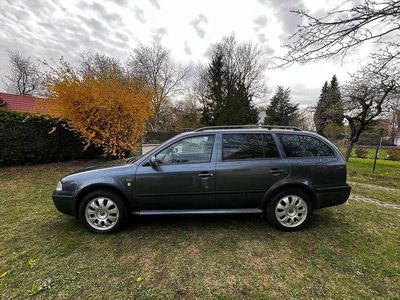 Brugt Skoda Octavia Comfort 102 HK (75 kW) 2004 Grå Stationcar