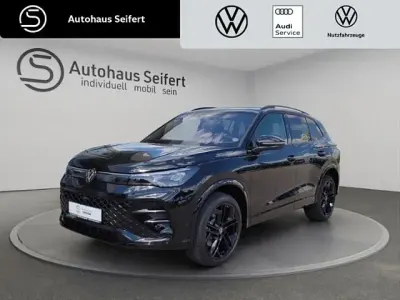 Neu VW Tiguan R-line 265 PS (194 kW) 2026 Schwarz SUV