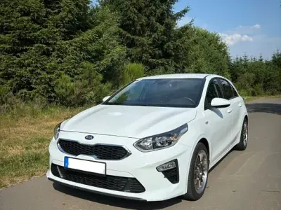 Gebraucht Kia Ceed Vision 120 PS (88 kW) 2018 Weiß Kleinwagen