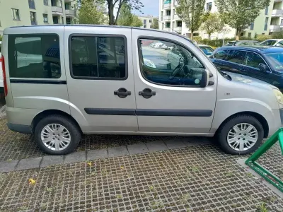 Gebraucht Fiat Doblò 77 PS (56 kW) 2006 Silber Van / Kleinbus