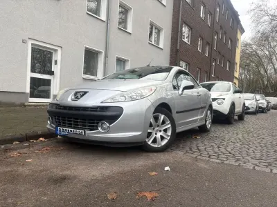 Gebraucht Peugeot 207 CC Sport 120 PS (88 kW) 2007 Silber Cabrio