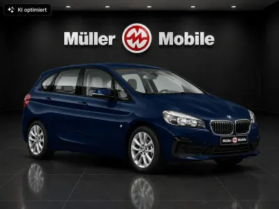Gebraucht BMW 225 Active Tourer Advantage 224 PS (164 kW) 2018 Mediteranblau metallic Van / Kleinbus