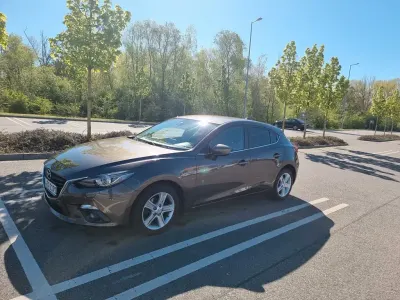 Brugt Mazda 3 Sports-Line 150 HK (110 kW) 2013 Brun Sedan