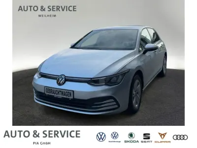 Gebraucht VW Golf VIII Life 116 PS (85 kW) 2023 Silber Limousine