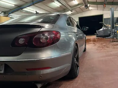Gebraucht VW Passat 299 PS (219 kW) 2008 Braun Coupé