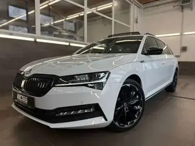 Usata Skoda Superb SportLine 200 CV (147 kW) 2022 Bianco Station wagon