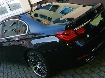 BMW 740