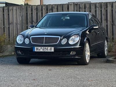 Gebraucht Mercedes E350 Avantgarde 272 PS (200 kW) 2005 Schwarz Limousine