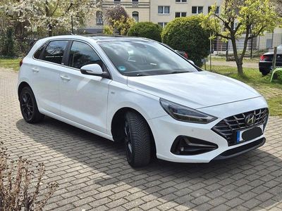 Gebraucht Hyundai i30 Prime 160 PS (117 kW) 2021 Weiß Limousine