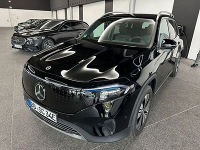 Mercedes EQB250+