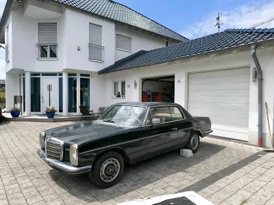 Gebraucht Mercedes 280 185 PS (136 kW) 1974 Grün Coupé