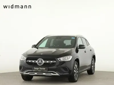Gebraucht Mercedes GLA250 160 PS (117 kW) 2022 Nachtschwarz uni SUV
