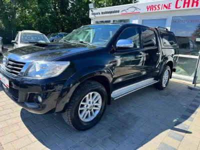 Używany Toyota HiLux Executive 171 KM (125 kW) 2015 Czarny Pickup