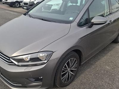 Usata VW Golf Sportsvan Allstar 81 CV (59 kW) 2016 Grigio Monovolume