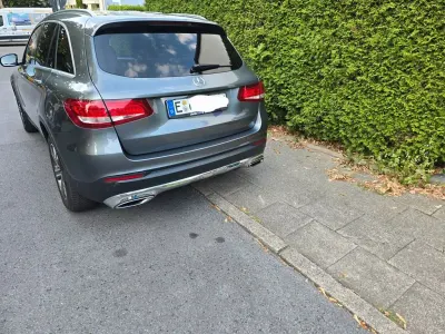 Gebraucht Mercedes GLC250 204 PS (150 kW) 2017 Grau SUV