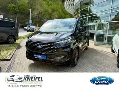 Second-hand Ford Tourneo Custom Titanium 136 CP (100 kW) 2025 Negru Van