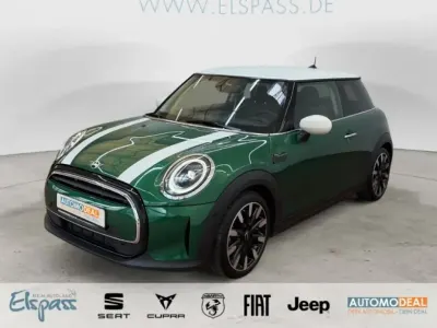 Gebraucht Mini Cooper 136 PS (100 kW) 2022 Gruen Kleinwagen
