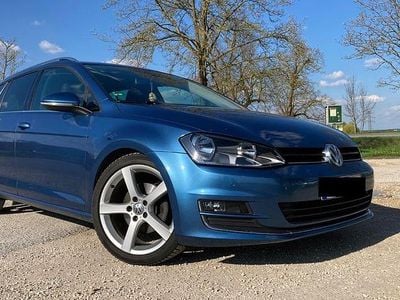 Usata VW Golf VII Highline 140 CV (102 kW) 2014 Blu Station wagon