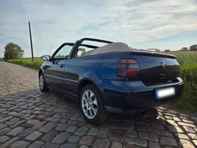Gebraucht VW Golf Cabriolet Highline 101 PS (74 kW) 2000 Blau Cabrio