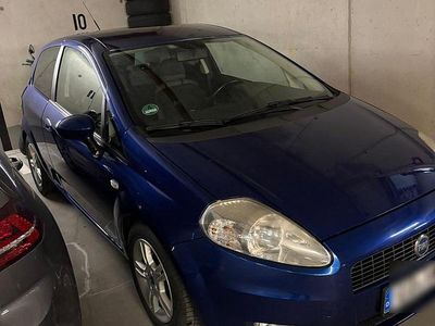 Blau Gebraucht 2006 Fiat Grande Punto Emotion Kleinwagen | 2.000 € (Fairer Preis)