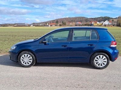 Gebraucht VW Golf VI Highline 105 PS (77 kW) 2011 Blau Kleinwagen