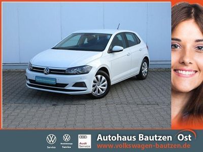 Gebraucht VW Polo Comfortline 80 PS (58 kW) 2021 Weiß Kleinwagen