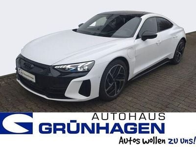 Ibisweiß Gebraucht 2022 Audi e-tron GT quattro Comfort Limousine | 61.880 € (Teuer)