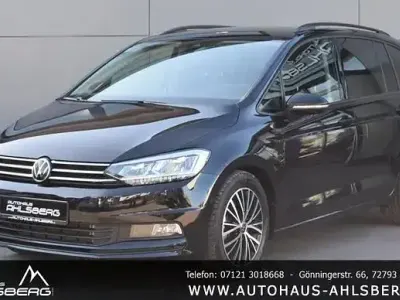 Gebraucht VW Touran Comfortline 150 PS (110 kW) 2024 Schwarz Van / Kleinbus