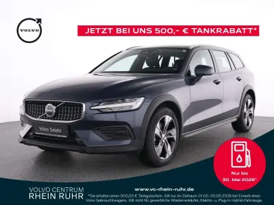 Usata Volvo V60 CC Plus 197 CV (144 kW) 2023 Blu Station wagon