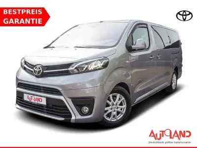 Gebraucht Toyota Proace Verso 144 PS (105 kW) 2022 Silbermet. Kombi