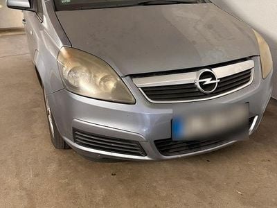 Gebraucht Opel Zafira 150 PS (110 kW) 2006 Silber Van / Kleinbus