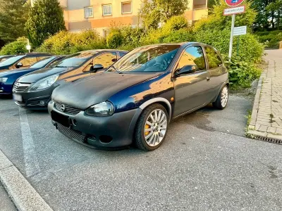 Gebraucht Opel Corsa 250 PS (183 kW) 1995 Grau Kleinwagen
