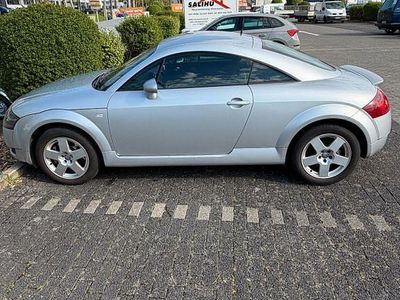 Second-hand Audi TT Sport 179 CP (131 kW) 2002 Argintiu Coupe