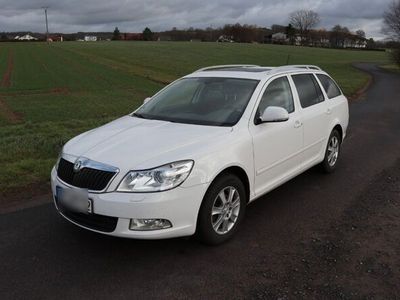 gebraucht Skoda Octavia 1.8 TSI Combi mit Licht und Sichtpaket