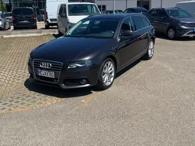Gebraucht Audi A4 Attraction 190 PS (139 kW) 2011 Grau Kombi