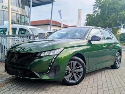 Gebraucht Peugeot 308 Active 131 PS (96 kW) 2023 Andere Limousine