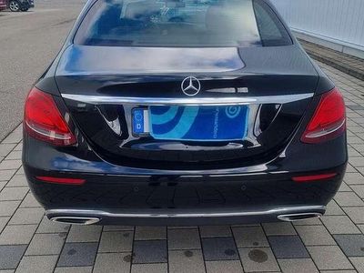 Gebraucht Mercedes E250 211 PS (155 kW) 2017 Schwarz Limousine