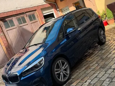 Gebraucht BMW 218 Gran Tourer M Sport 150 PS (110 kW) 2021 Blau Van / Kleinbus
